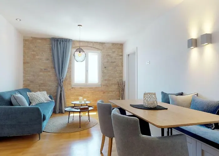 Gostinjska kuća Riva Apartments
