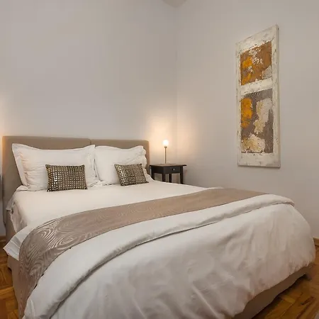 Guest house Riva Apartments