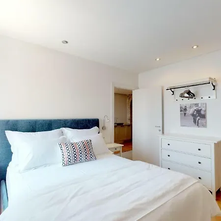 Riva Apartments Guest house Split